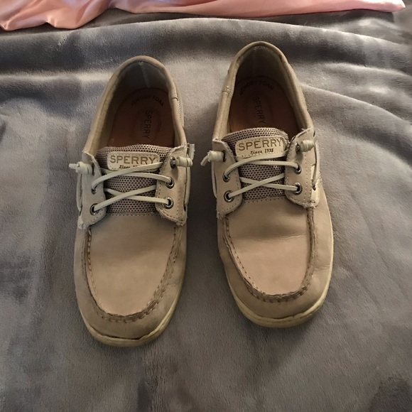 Sperry boat shoes - Picture 1 of 4